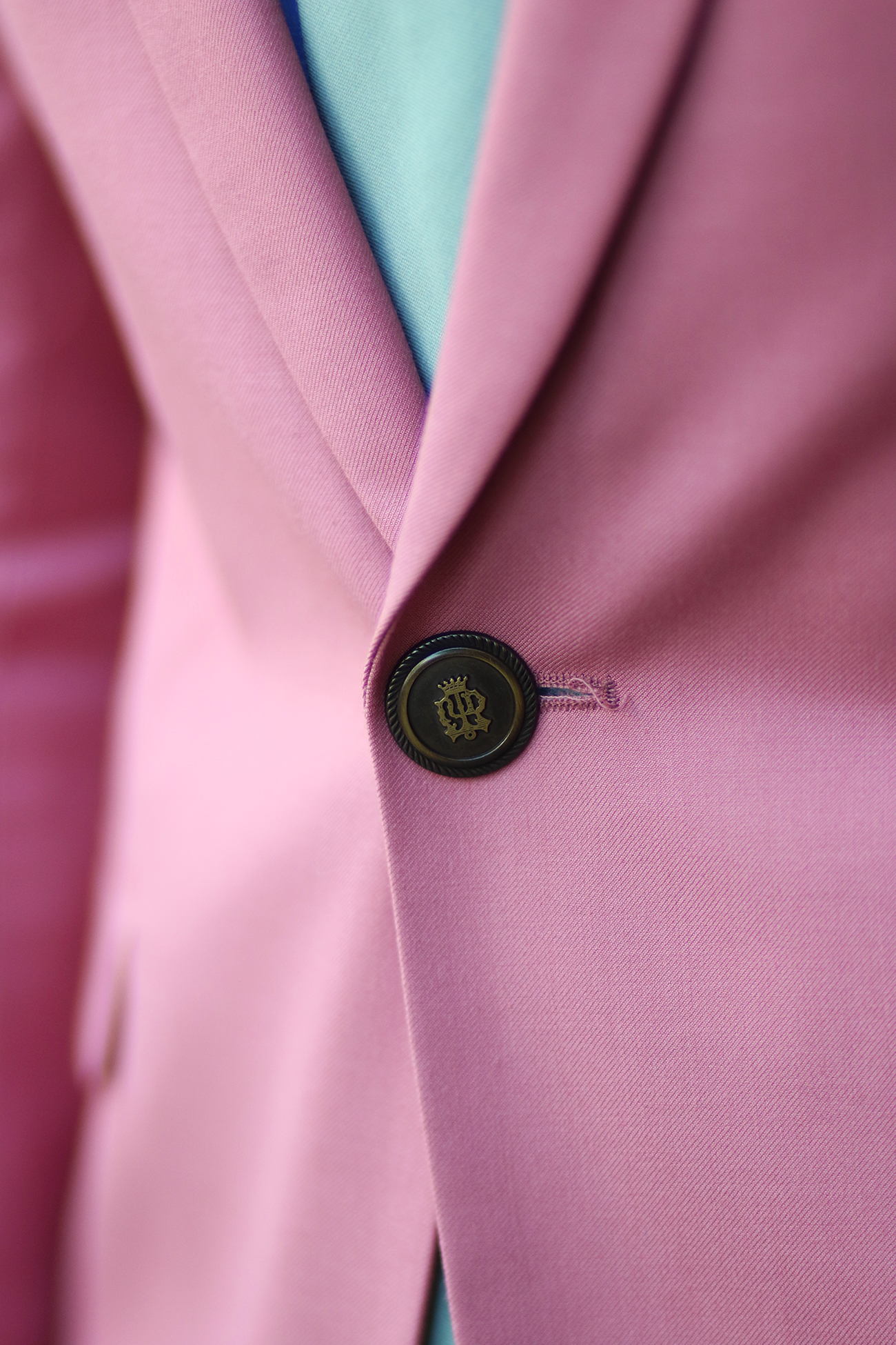 suit-button