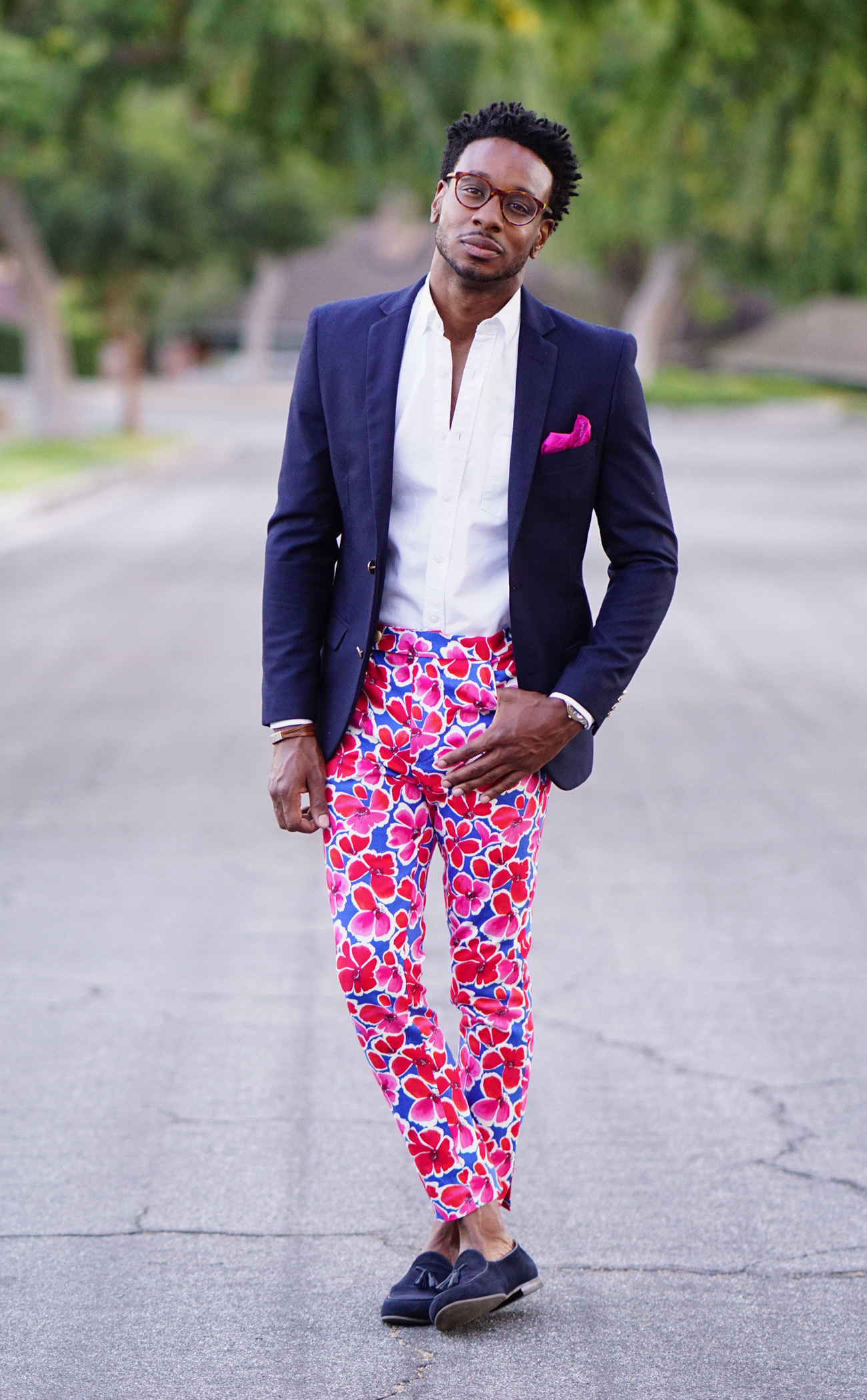 HOW TO STYLE RED LOAFERS FOR THE SUMMER – Norris Danta Ford