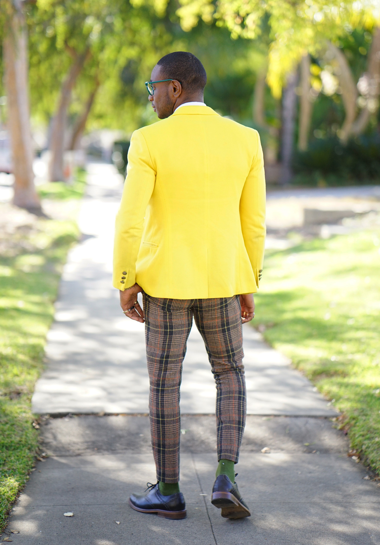 invade helper chant DIY: MIXING PLAID PANTS W/ BOLD COLOR FOR WINTER – Norris Danta Ford
