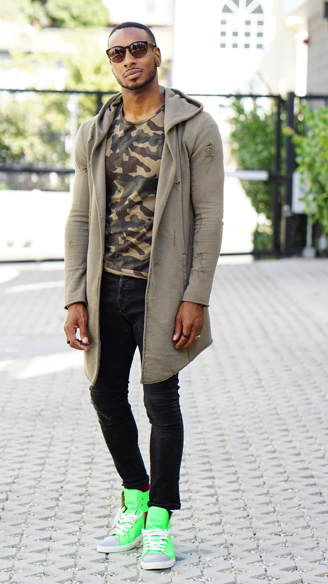 OOTD: ARMY GREEN + DISTRESSED HOODIE – Norris Danta Ford