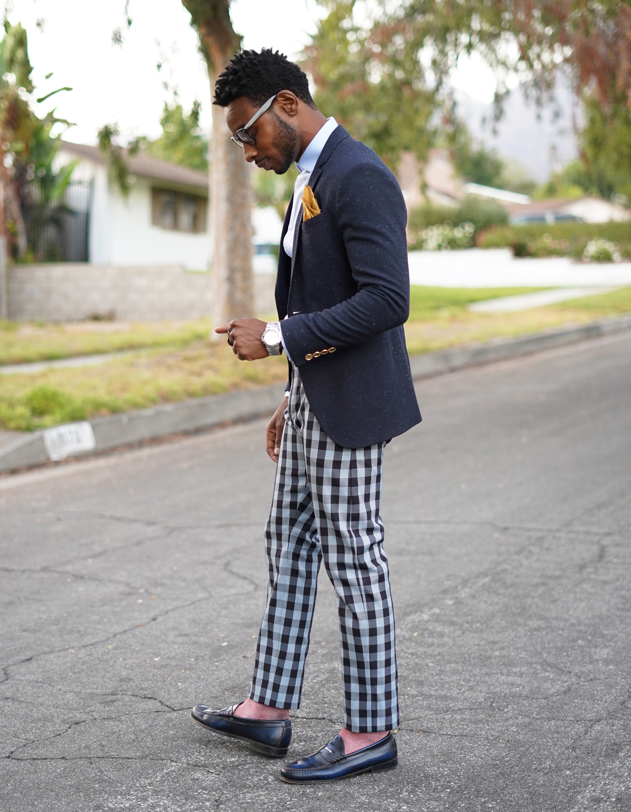 PLEATED SLACKS W/ SNEAKERS & STREET STYLE VIBES – Norris Danta Ford