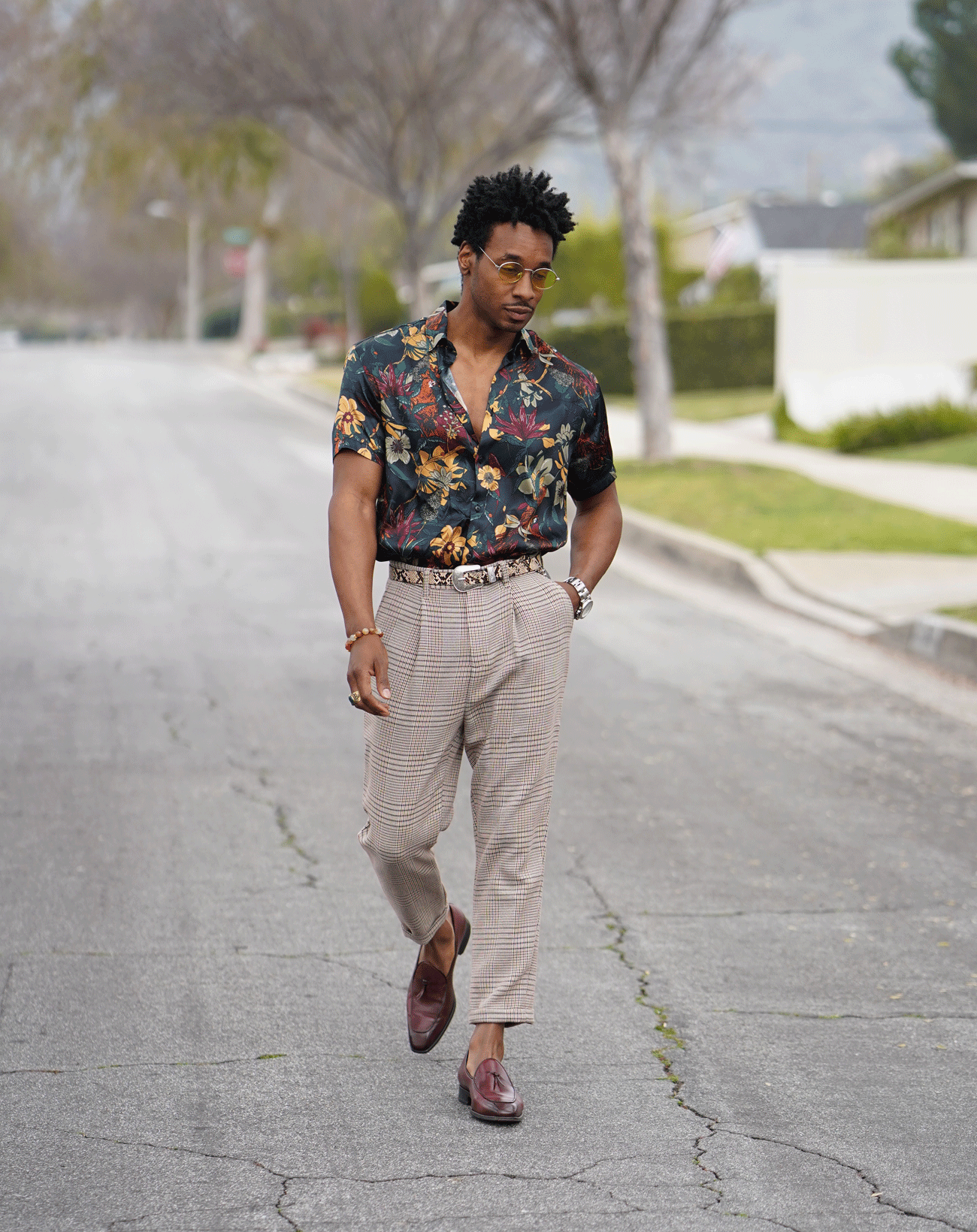 OOTD: FLORAL BUTTON UP & PLAID PANTS – Norris Danta Ford