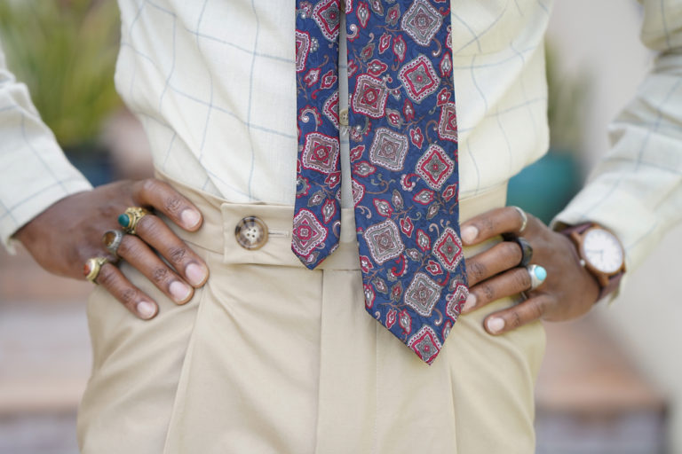 mens pleated chinos