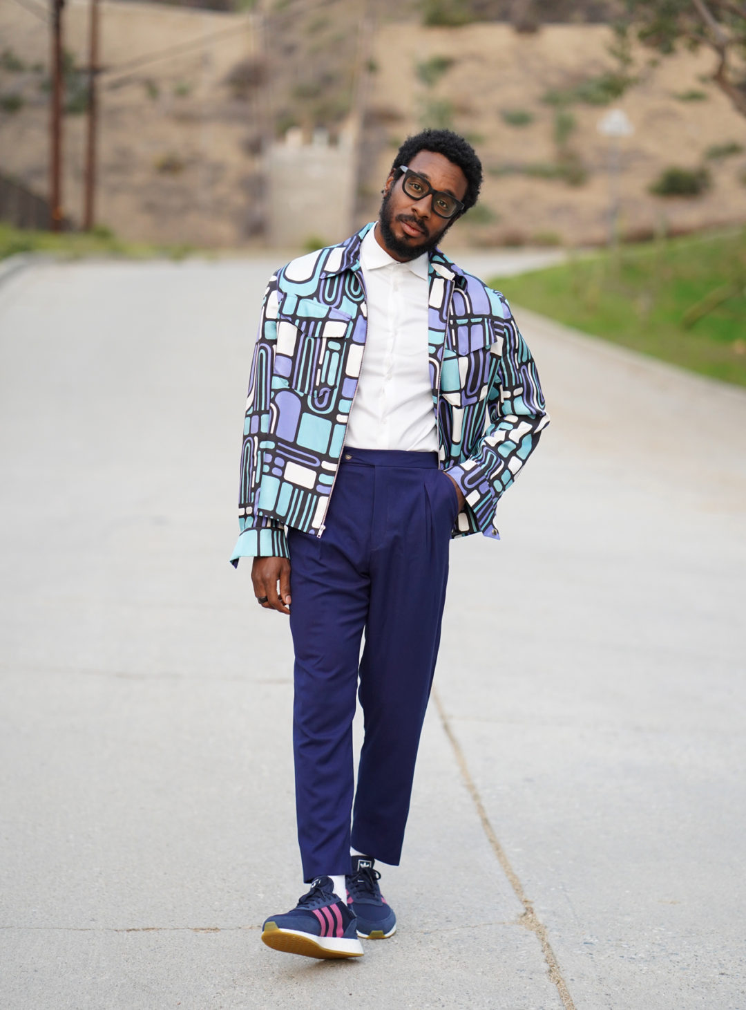 DIY: 90’s INSPIRED JACKET + PLEATED PANTS + SNEAKERS – Norris Danta Ford